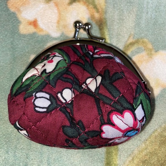 VERA BRADLEY KISS LOCK COIN PURSE NWOT - Picture 2 of 3